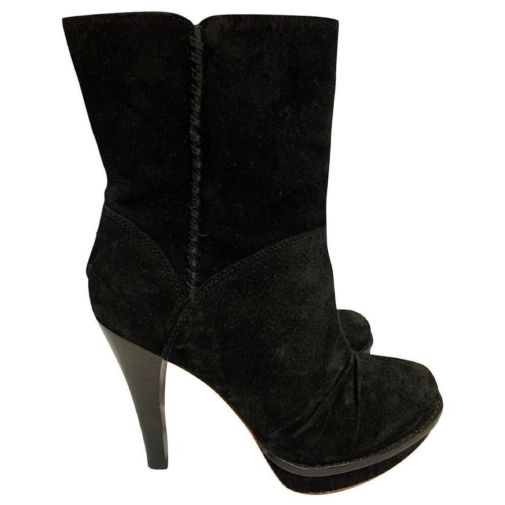 UGG | black leather bianka heeled bootie 8